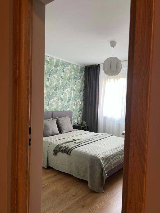 Riverside Jungle Green Apartment Oradea Exterior photo